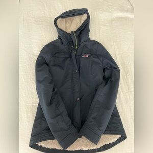 Hollister Women’s Faux Sherpa-Lined, Hooded Jacket in Navy - Size S